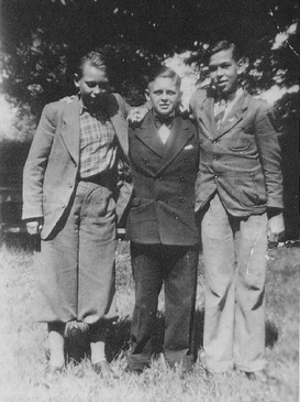 Реальная история Хельмута Хюбенера: Подросток, бросивший вызов нацизму, и фильм "Истина и измена" (2025) 3 WobbeHubenerSchnibbe Реальная история Хельмута Хюбенера: Подросток, бросивший вызов нацизму, и фильм "Истина и измена" (2025)